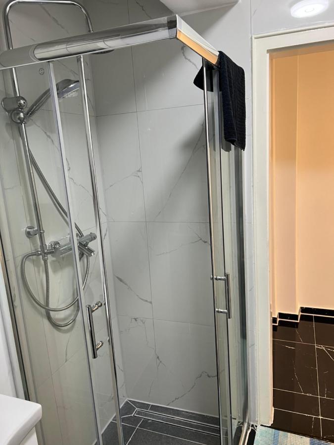 Wunderschoene Ferienwohnung In Solingen-Mitte Exteriör bild
